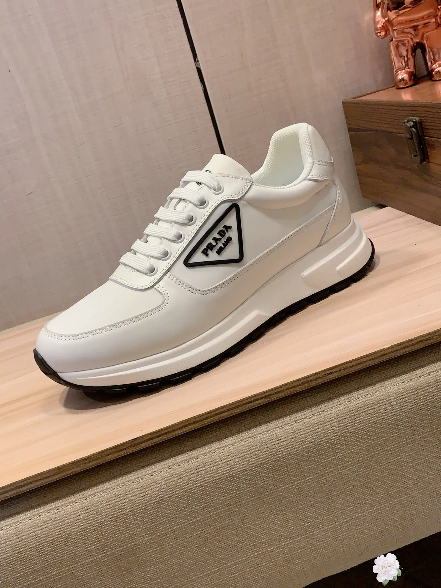 Men's Men's Shoes💰420💰💰🎩🎩[Lightning][Lightning] "PRADA*" The latest and most popular casual shoes, top brand [seduce] luxury~purchase, top~quality. [Strong] The upper is made of imported breathable cowhide with material ➕ breathable sheepskin feet (•) and fine workmanship. The original stylish and stylish soft rubber wear-resistant and non-slip outsole is light and comfortable on the feet. The real thing looks better when photographed. 085: code: 38-44, 3️⃣ colors selected